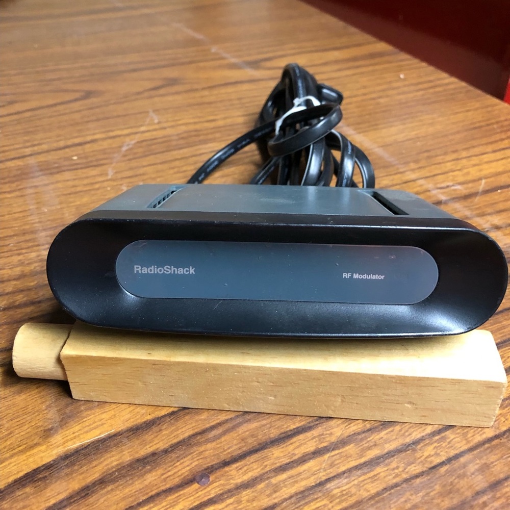Radio Shack RF Modulator 15-3526